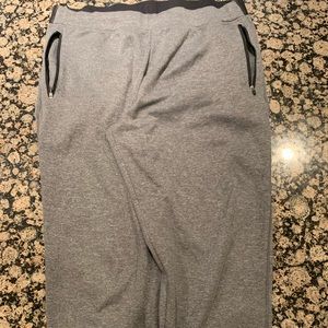 Sports sweat pants in grey